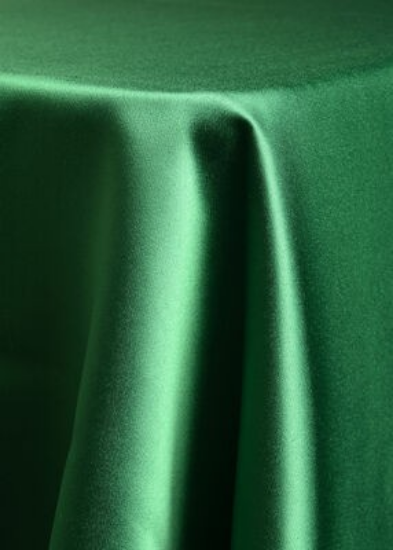 Picture of Lamour, Clover 132" Round Linen 