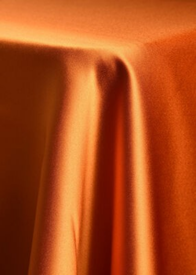 Picture of Lamour, Pumpkin 132" Round Linen 