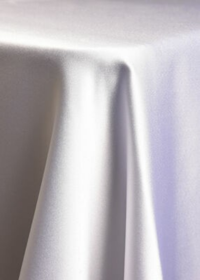 Picture of Lamour, Ultra White 132" Rd Linen