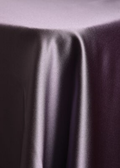 Picture of Lamour, Victorian Lilac 132" Round 