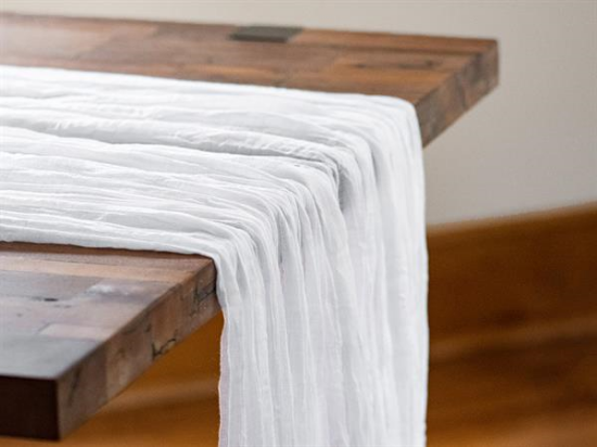 Picture of Sahara, White 15' Table Runner