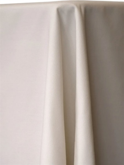 Picture of Vantage, Ivory 132" Rd Linen, GDN