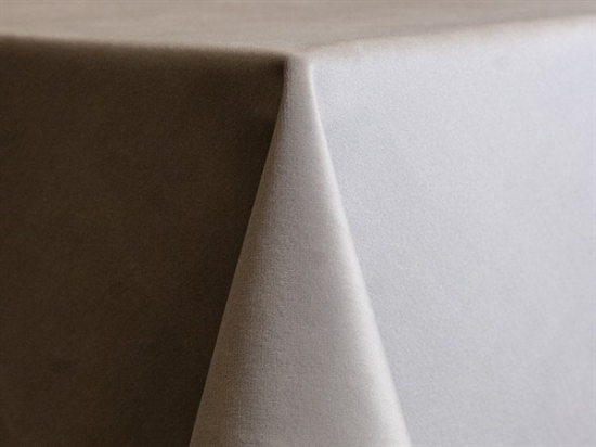 Picture of Velvet, Silver 132" Round Linen